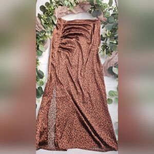 NWOT Medium silk leopard calf length skirt with slit